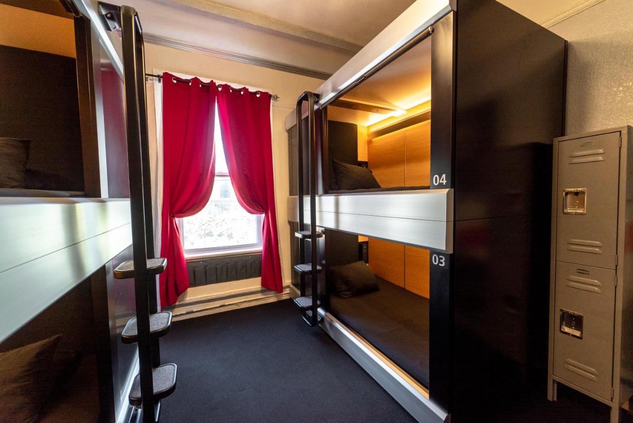 Music - Of The Music Hall Of Fame Hostal *