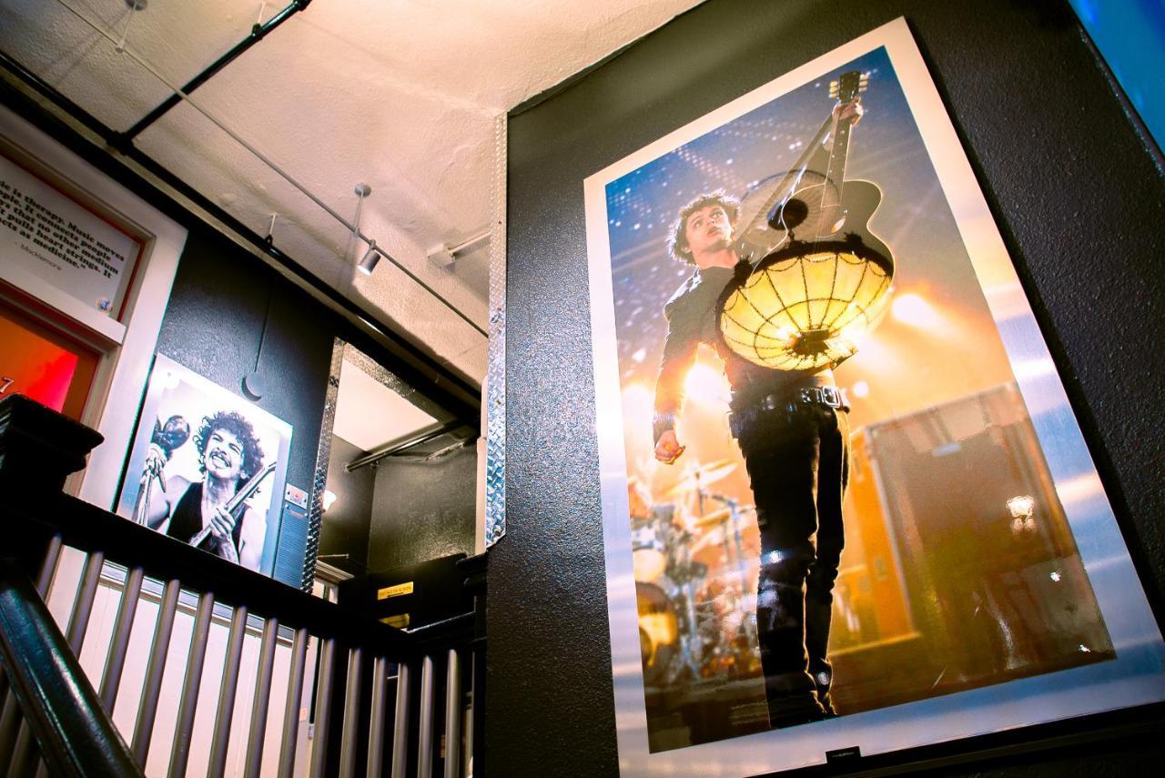Music - Of The Music Hall Of Fame Auberge de jeunesse *