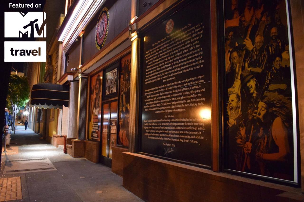 Hostal Music - Of The Music Hall Of Fame